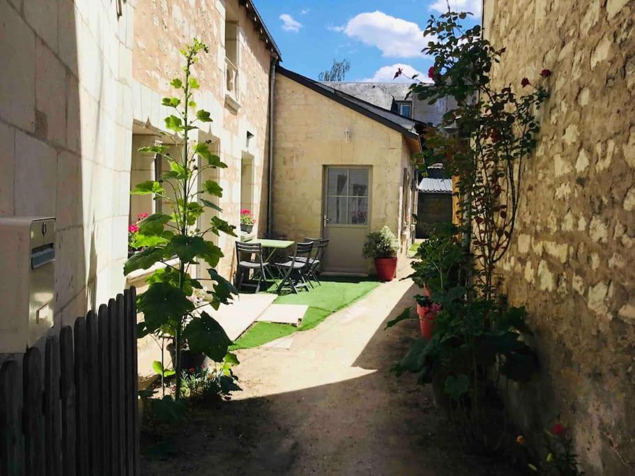 Logement Neuf Et Cosy Proche Centre Ville Chinon Luaran gambar